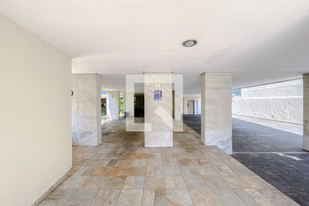 Apartamento à venda com 75m², 2 quartos e 1 vagaÁrea comum