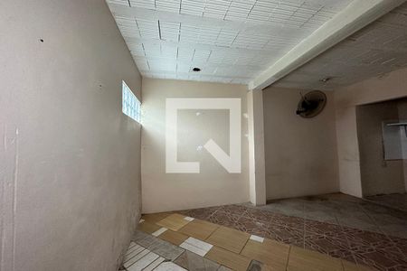 Sala/Quarto de casa para alugar com 1 quarto, 40m² em Feitoria, São Leopoldo