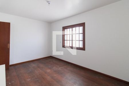 Casa à venda com 219m², 5 quartos e 2 vagas Casa à venda com 219m², 5 quartos e 2 vagasQuarto 2