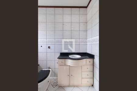Casa à venda com 219m², 5 quartos e 2 vagas Casa à venda com 219m², 5 quartos e 2 vagasBanheiro 2