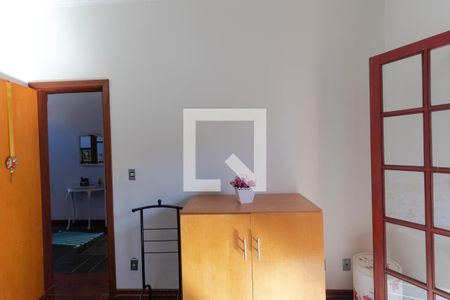 Casa de condomínio à venda com 298m², 6 quartos e sem vaga Casa de condomínio à venda com 298m², 6 quartos e sem vagaQuarto 02