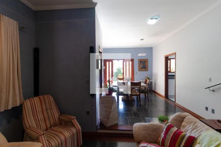 Sala de TV de casa de condomínio à venda com 6 quartos, 298m² em Loteamento Caminhos de San Conrado, Campinas