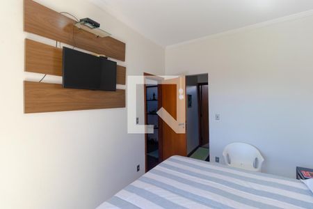 Casa de condomínio à venda com 298m², 6 quartos e sem vaga Casa de condomínio à venda com 298m², 6 quartos e sem vagaSuíte