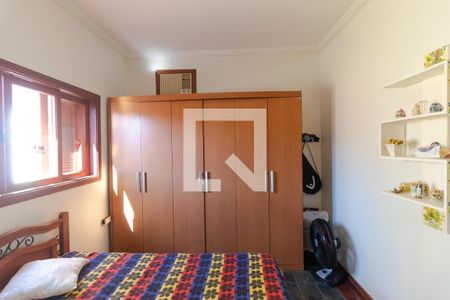 Casa de condomínio à venda com 298m², 6 quartos e sem vaga Casa de condomínio à venda com 298m², 6 quartos e sem vagaQuarto 01