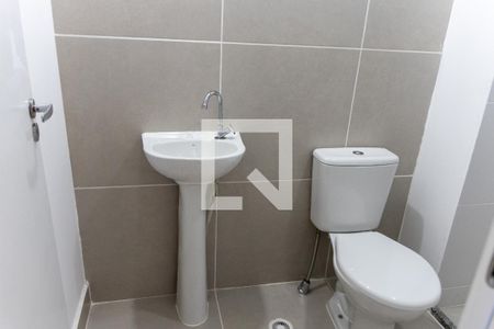 Banheiro de apartamento à venda com 1 quarto, 33m² em Centro, Osasco