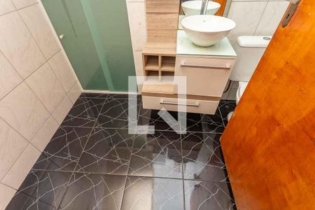 Casa à venda com 200m², 4 quartos e 3 vagas Casa à venda com 200m², 4 quartos e 3 vagasBanheiro 2