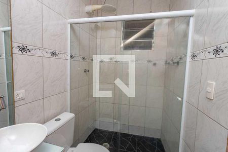 Casa à venda com 200m², 4 quartos e 3 vagas Casa à venda com 200m², 4 quartos e 3 vagasBanheiro 2