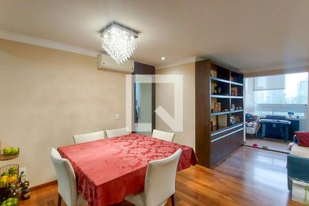 Sala de apartamento à venda com 4 quartos, 201m² em Vila Gumercindo, São Paulo