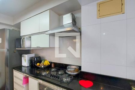 Apartamento à venda com 201m², 4 quartos e 2 vagasCozinha 