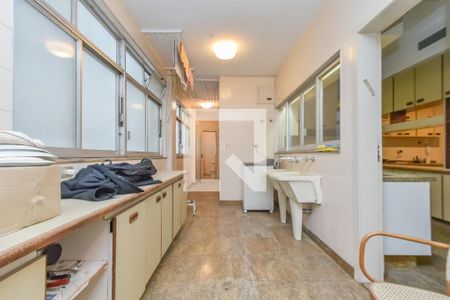 Apartamento para alugar com 388m², 3 quartos e 2 vagasÁrea de Serviço