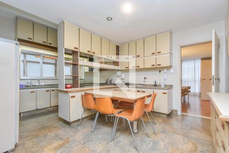 Apartamento para alugar com 388m², 3 quartos e 2 vagasCozinha
