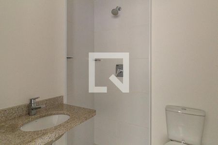 Banheiro de kitnet/studio para alugar com 1 quarto, 22m² em Centro Histórico de São Paulo, São Paulo