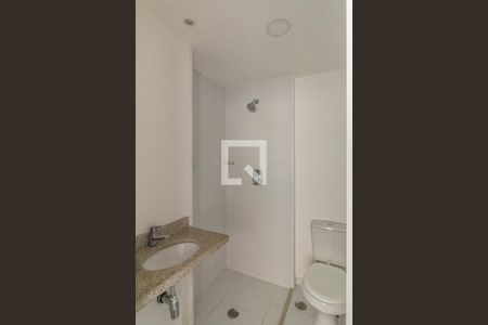 Banheiro de kitnet/studio para alugar com 1 quarto, 22m² em Centro Histórico de São Paulo, São Paulo