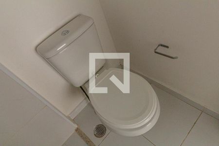 Banheiro de kitnet/studio para alugar com 1 quarto, 22m² em Centro Histórico de São Paulo, São Paulo