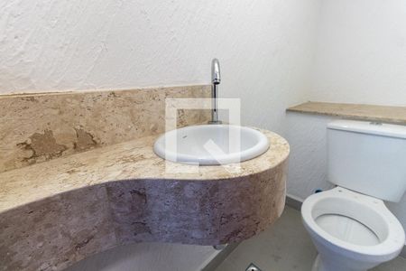 Casa à venda com 115m², 3 quartos e 2 vagasLavabo