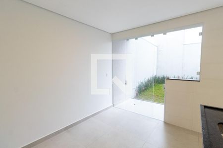 Casa à venda com 115m², 3 quartos e 2 vagasCozinha