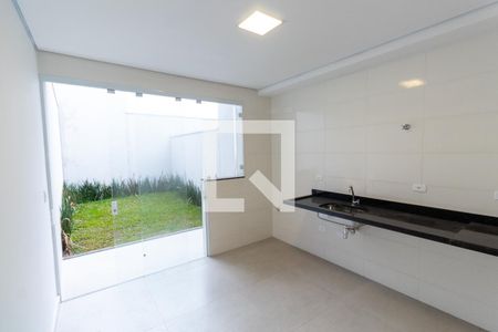 Casa à venda com 115m², 3 quartos e 2 vagasCozinha