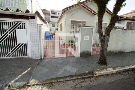 Casa à venda com 260m², 3 quartos e 3 vagasFachada
