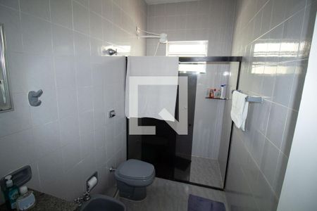 Casa à venda com 260m², 3 quartos e 3 vagasBanheiro