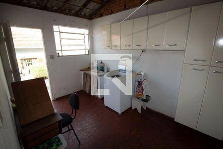 Casa à venda com 260m², 3 quartos e 3 vagasQuarto dos fundos