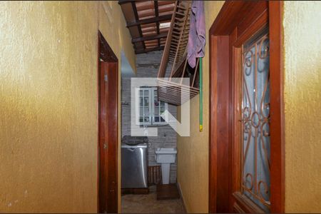 Casa de condomínio à venda com 98m², 3 quartos e 3 vagasÁrea de serviço