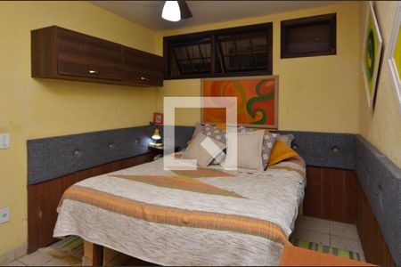 Casa de condomínio à venda com 98m², 3 quartos e 3 vagasQuarto 3