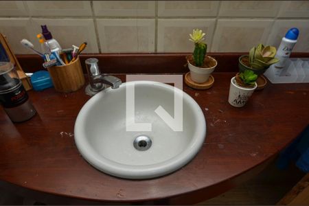 Casa de condomínio à venda com 98m², 3 quartos e 3 vagasBanheiro Social