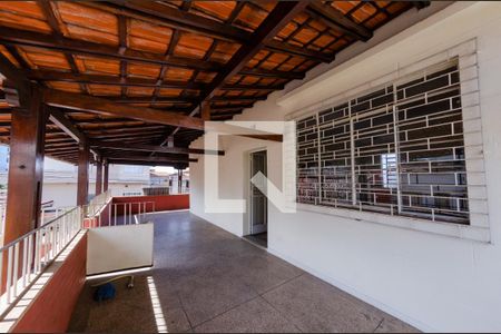 Casa à venda com 500m², 5 quartos e 6 vagasVaranda