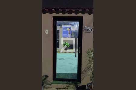 Casa à venda com 300m², 3 quartos e 2 vagas Casa à venda com 300m², 3 quartos e 2 vagasPlaquinha