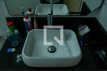 Casa à venda com 300m², 3 quartos e 2 vagas Casa à venda com 300m², 3 quartos e 2 vagasBanheiro