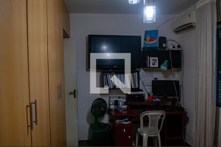 Casa à venda com 300m², 3 quartos e 2 vagas Casa à venda com 300m², 3 quartos e 2 vagasQuarto 2