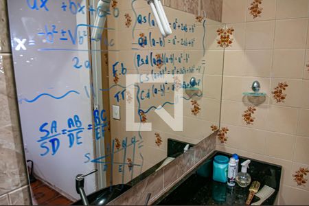 Casa à venda com 300m², 3 quartos e 2 vagas Casa à venda com 300m², 3 quartos e 2 vagasBanheiro do Quarto 3