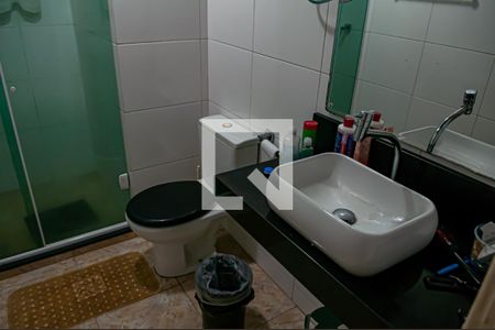 Casa à venda com 300m², 3 quartos e 2 vagas Casa à venda com 300m², 3 quartos e 2 vagasBanheiro