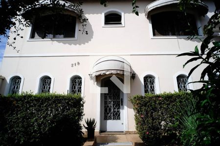 Casa à venda com 194m², 3 quartos e 5 vagasEntrada