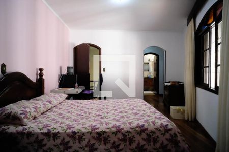 Casa à venda com 194m², 3 quartos e 5 vagasQuarto