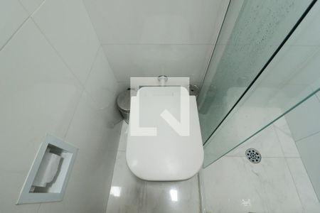 Casa à venda com 560m², 4 quartos e 2 vagas Casa à venda com 560m², 4 quartos e 2 vagasBanheiro da Suíte