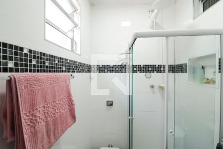 Casa à venda com 560m², 4 quartos e 2 vagas Casa à venda com 560m², 4 quartos e 2 vagasBanheiro da Suíte