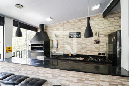 Casa à venda com 560m², 4 quartos e 2 vagas Casa à venda com 560m², 4 quartos e 2 vagasÁrea Gourmet