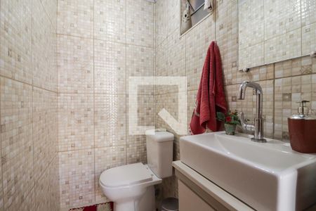 Casa à venda com 560m², 4 quartos e 2 vagas Casa à venda com 560m², 4 quartos e 2 vagasLavabo