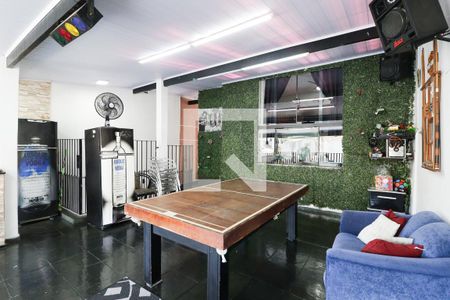 Casa à venda com 560m², 4 quartos e 2 vagas Casa à venda com 560m², 4 quartos e 2 vagasÁrea Gourmet