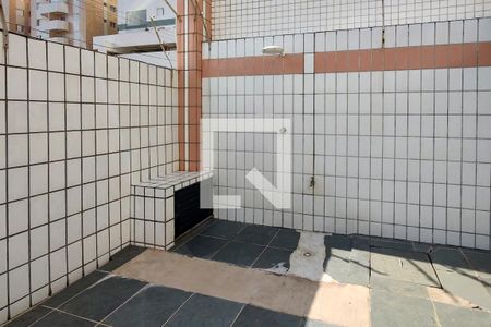 Apartamento para alugar com 90m², 2 quartos e 1 vagaDucha