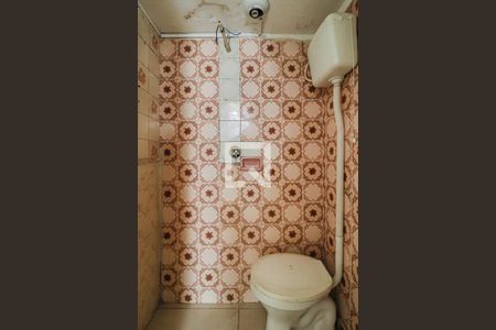 Banheiro de kitnet/studio para alugar com 1 quarto, 30m² em Cachoeirinha, Belo Horizonte