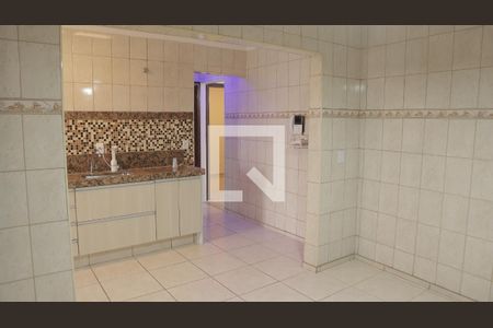 Casa à venda com 150m², 3 quartos e 2 vagasCozinha