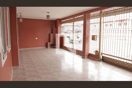 Casa à venda com 150m², 3 quartos e 2 vagasGaragem