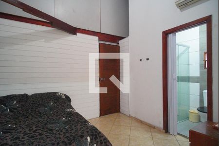 Casa à venda com 100m², 3 quartos e 1 vagaSuíte