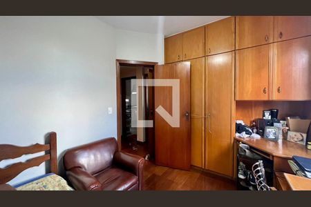 Apartamento à venda com 138m², 4 quartos e 2 vagasQuarto 3