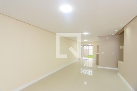 Sala  de casa à venda com 3 quartos, 171m² em Guarujá, Porto Alegre