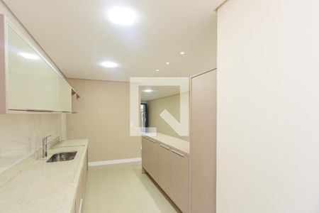 Cozinha  de casa à venda com 3 quartos, 171m² em Guarujá, Porto Alegre