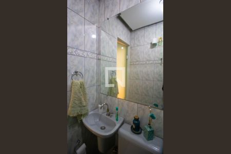 Casa de condomínio à venda com 55m², 2 quartos e 1 vagaBanheiro