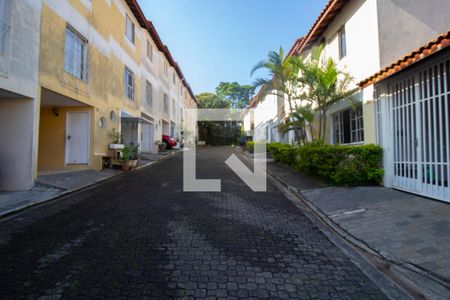Casa de condomínio à venda com 55m², 2 quartos e 1 vagaÁrea comum